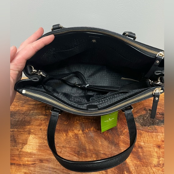 New with tags Kate Spade Tote Purse. Black - Picture 4 of 5